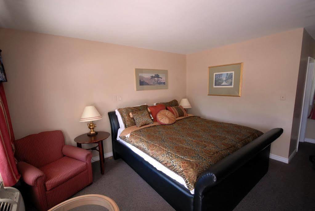 Kitchener Motel 外观 照片